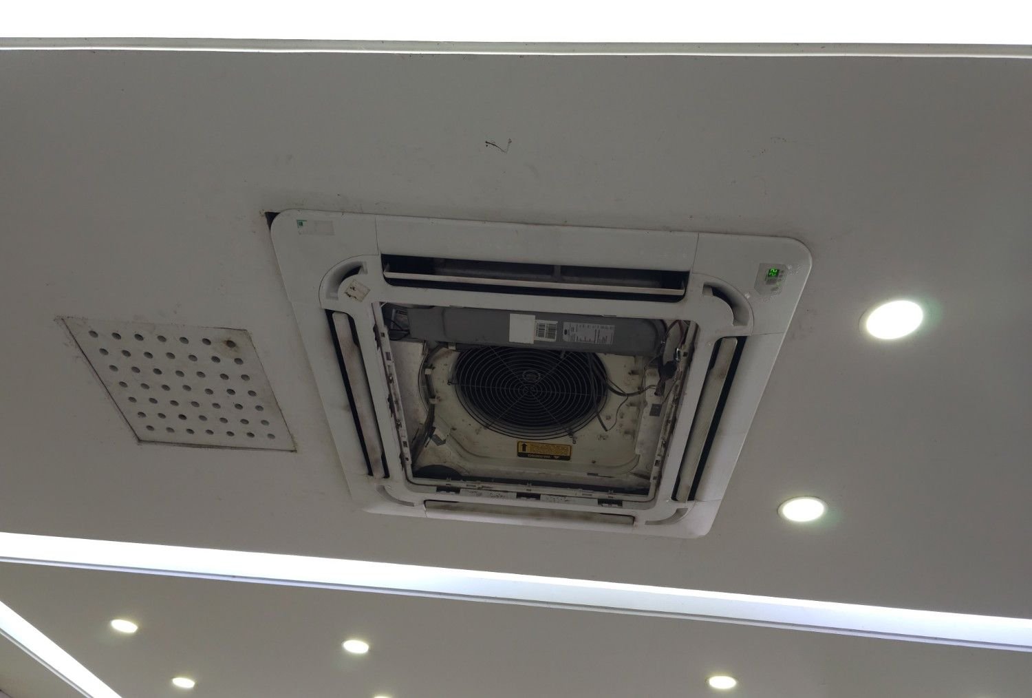 Why closing vents to force air into other rooms can damage your AC